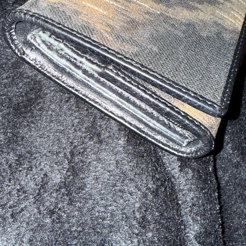 Vivienne Westwood Black and Gold Wallet with Distinctive Patina - Picture 6 of 10